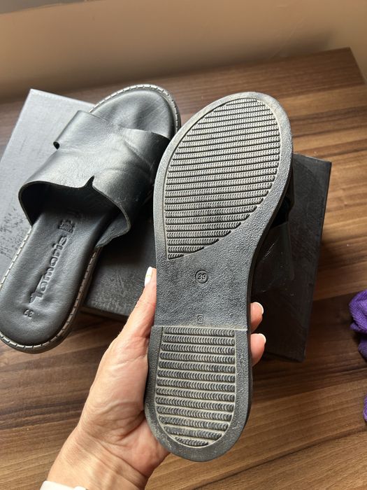 Кожени чехли Tamaris