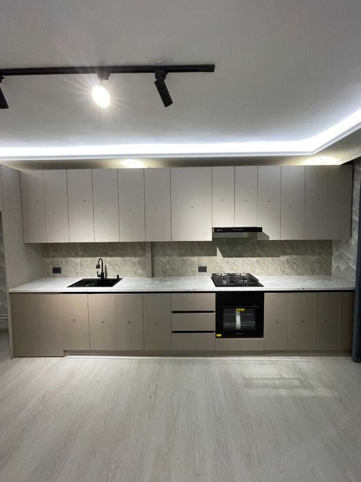 ( К91 ) 3х ком. квартира 3 этаж, новый Евроремонт, Куйлюк / Компас