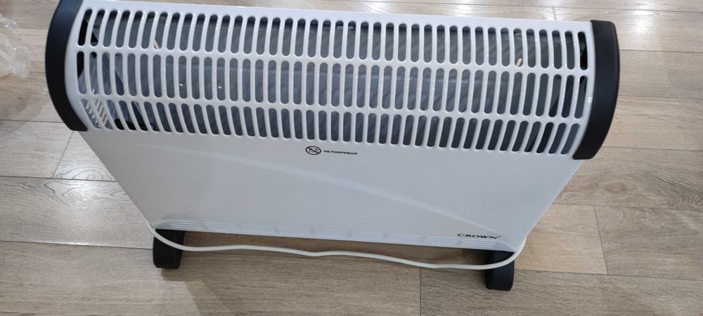 Конвекторна печка Crown 2000 W