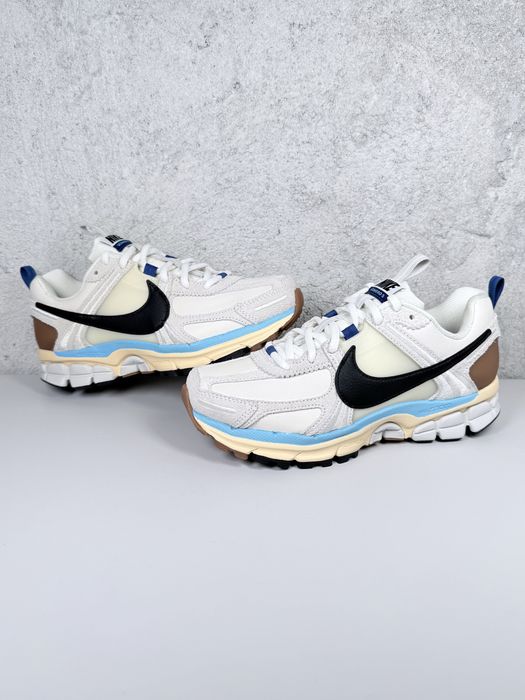 Nike Zoom Vomero 5 Designed by Japan