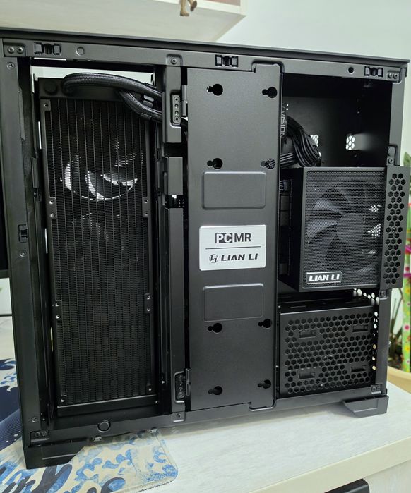 9850x3d, 32GB DDR5, 1TB SSD, X870E, 1000w, Vision Compact