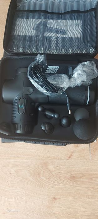 Ручной массажер новый