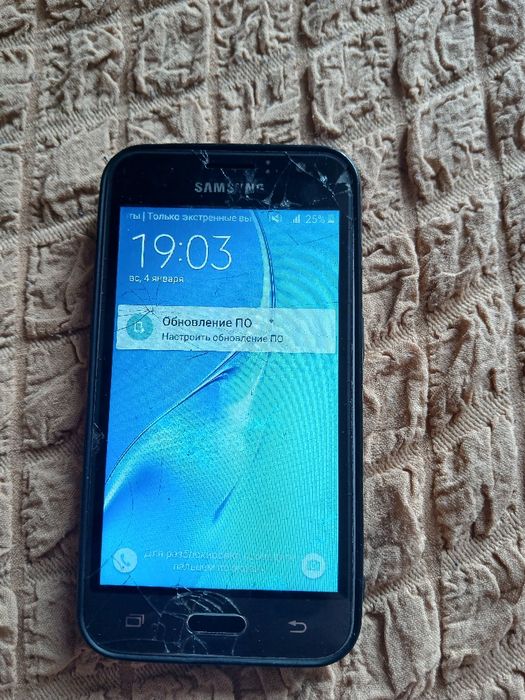 Продам телефоны на запчасти