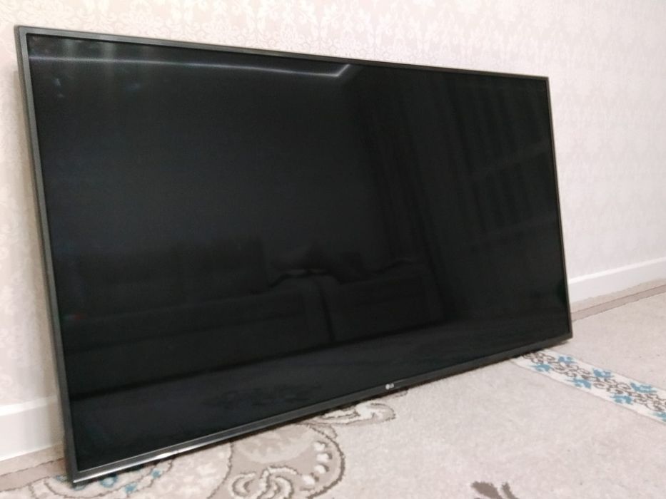Телевизор Smart TV