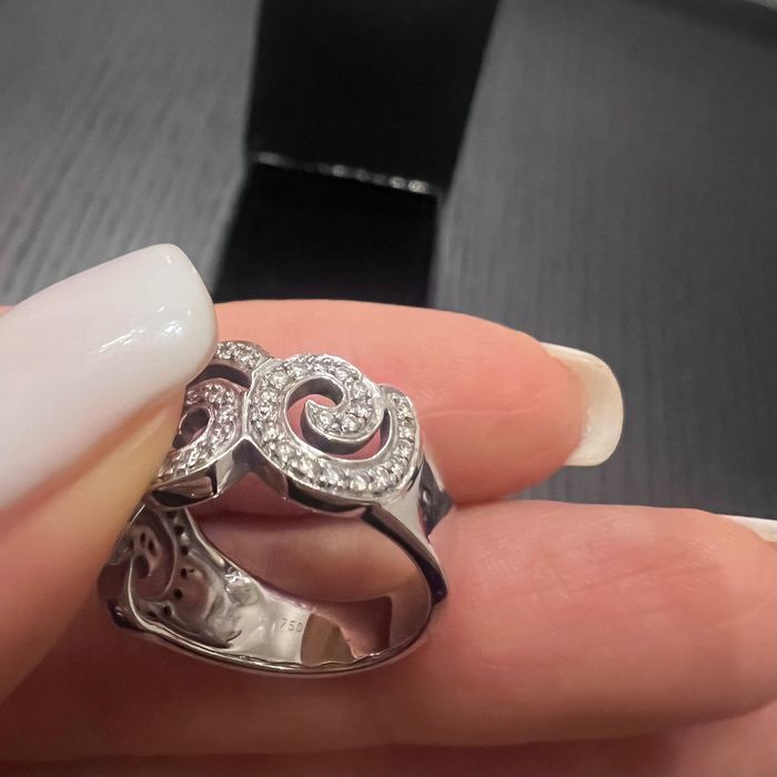 Золотое кольцо с бриллиантами