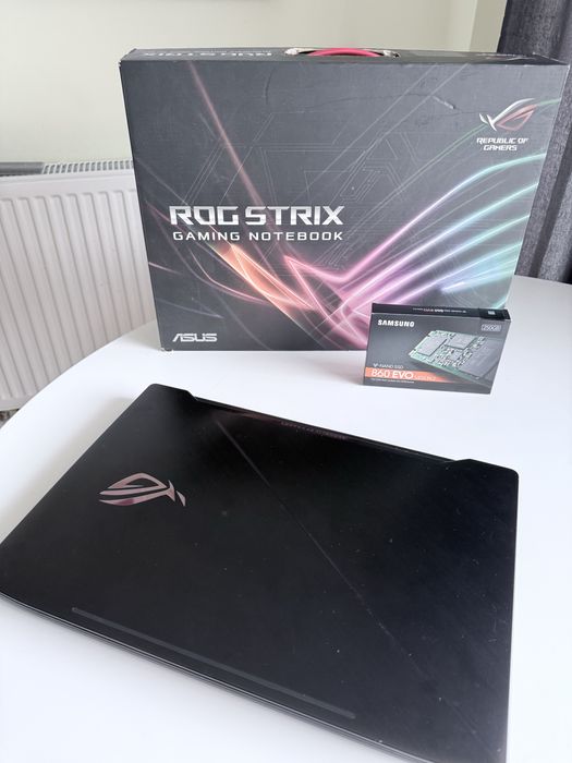 ASUS ROG Strix GL503 –i7, GTX1050Ti, 16GB RAM, SSD+HDD, gaming