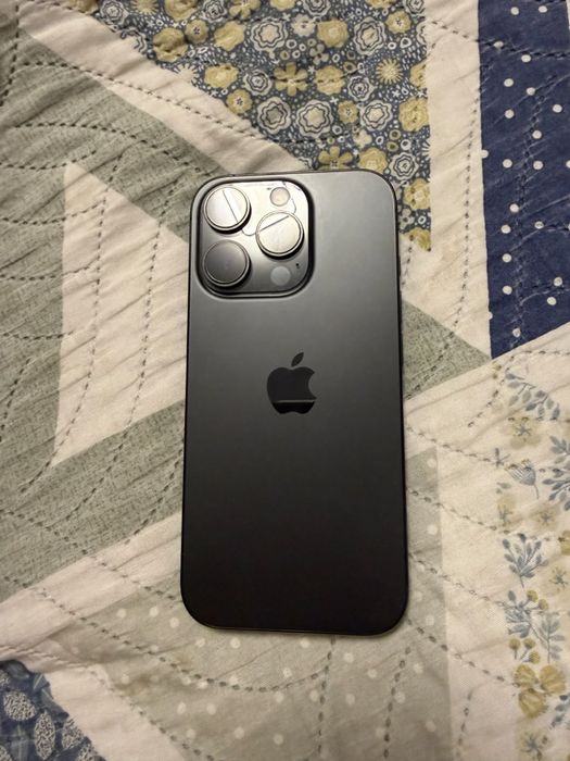 Iphone 16 pro , Цвет black titanium