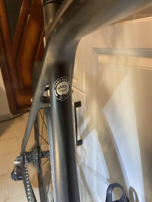 Bicicleta de sosea Canyon Ultimate cf Slx