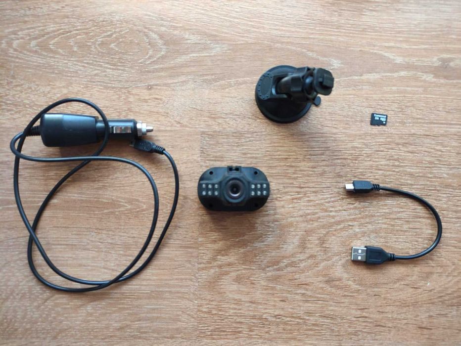 Видеорегистратор в Авто