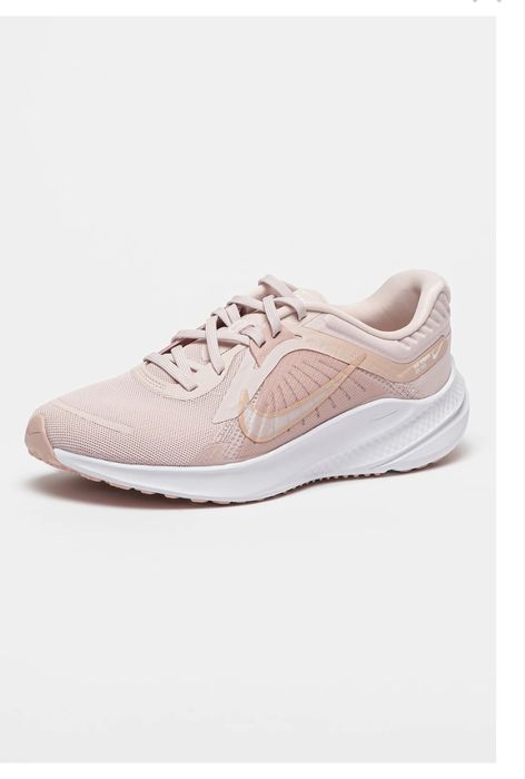 Nike-дамски  маратонки No 39
Обувки за бягане Quest 5 Low-Top Road, Пр