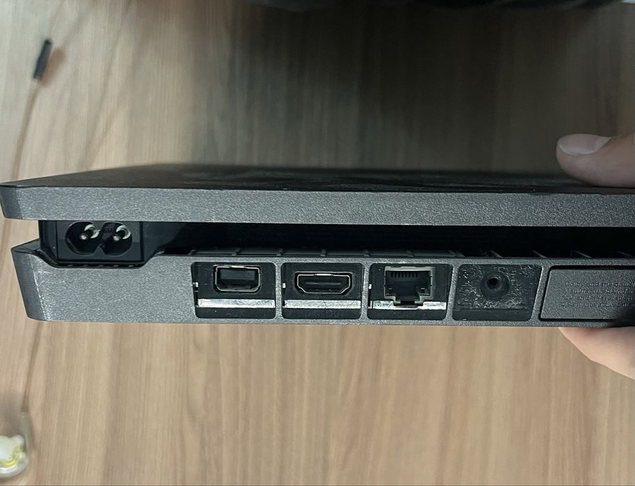 Sony PlayStation 4