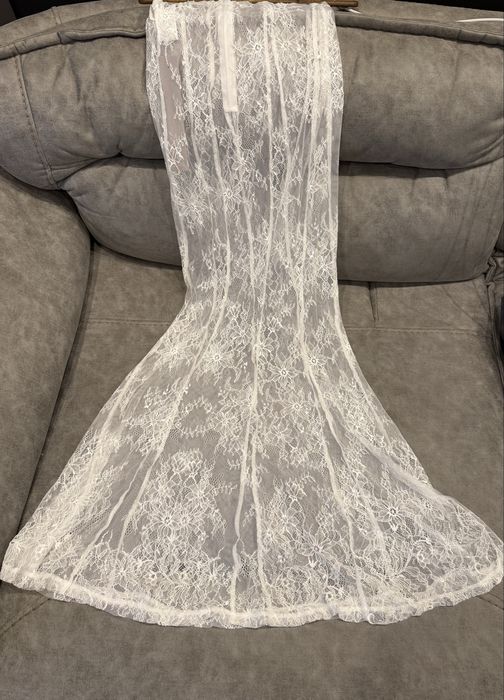 Fusta maxi dantela