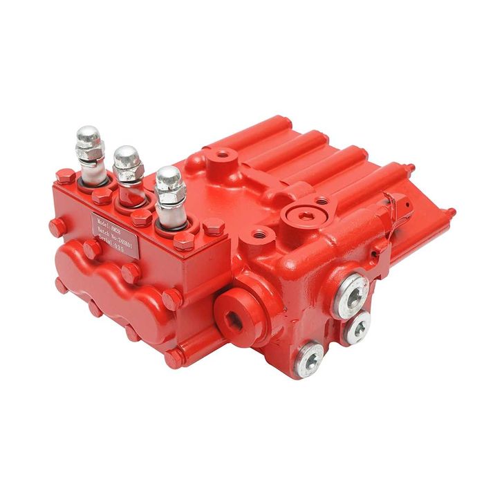 Distribuitor hidraulic D700 3 manete cu flotant pentru u650