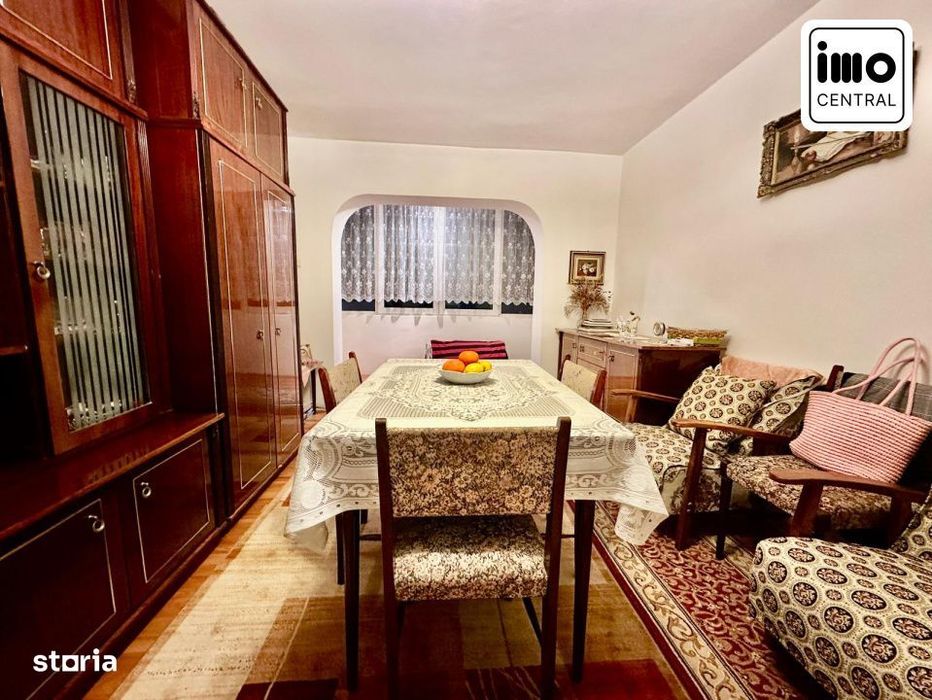 Apartament spatios, 3 camere DECOMANDATE, priveliste panoramica, Zoril