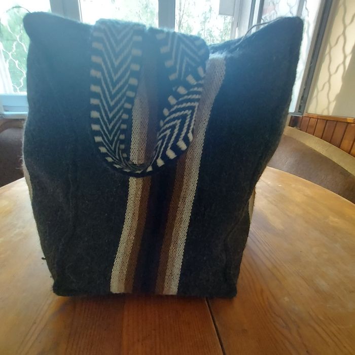 ВЪЛНЕН САК                              .