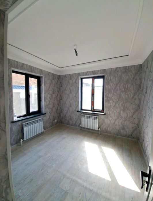 ЦЕНА СНИЖЕНА!!! Город .Бука.Собственник Продаю новый дом