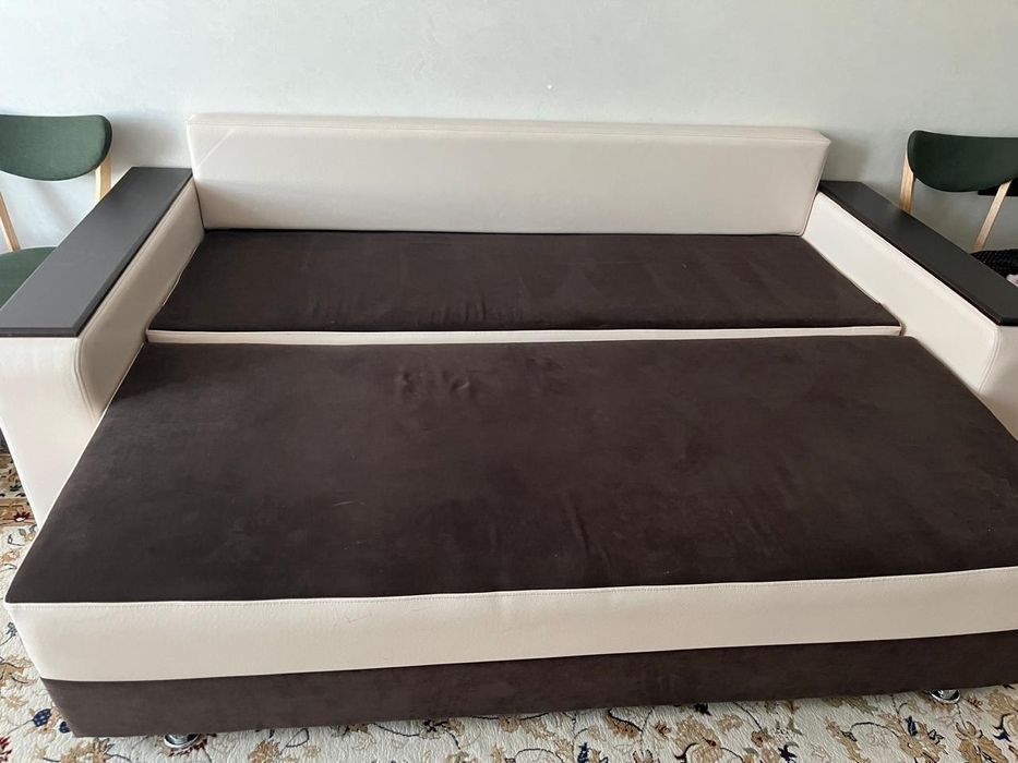 Диван двухместный раскладной