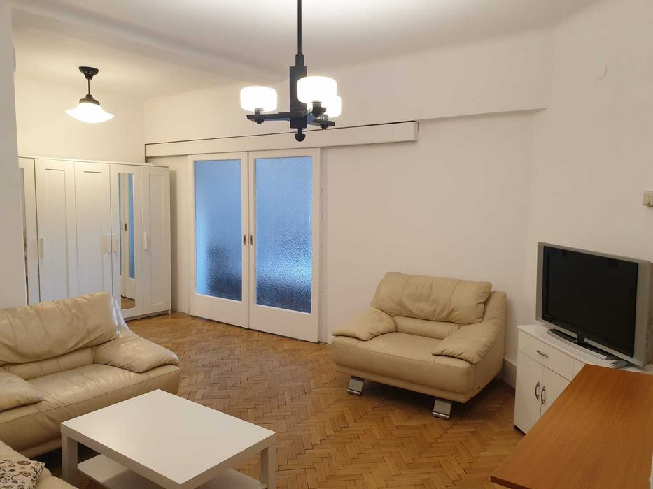 Proprietar, Inchiriez Apartament 2 Camere Nedecomandat Rosetti - Universitate