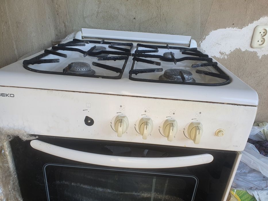 Газовая плита                                                        .