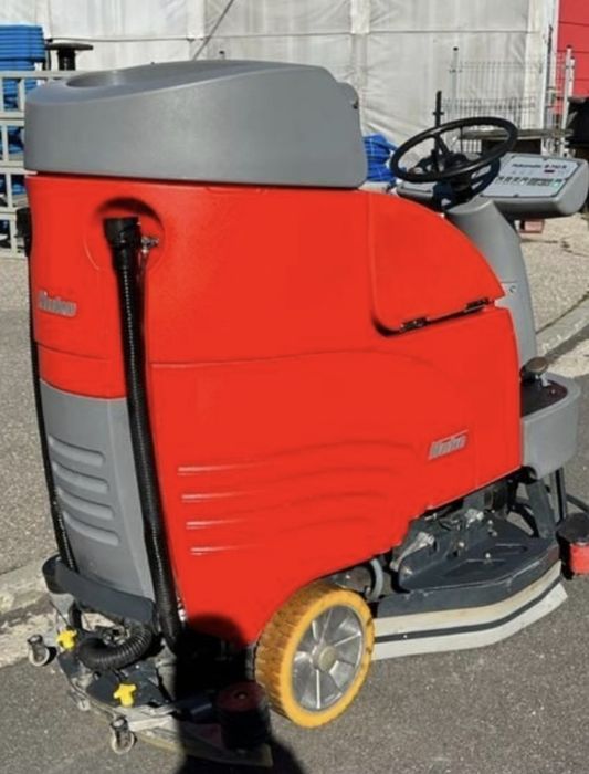 Masina spalat pardoseli Hako B750