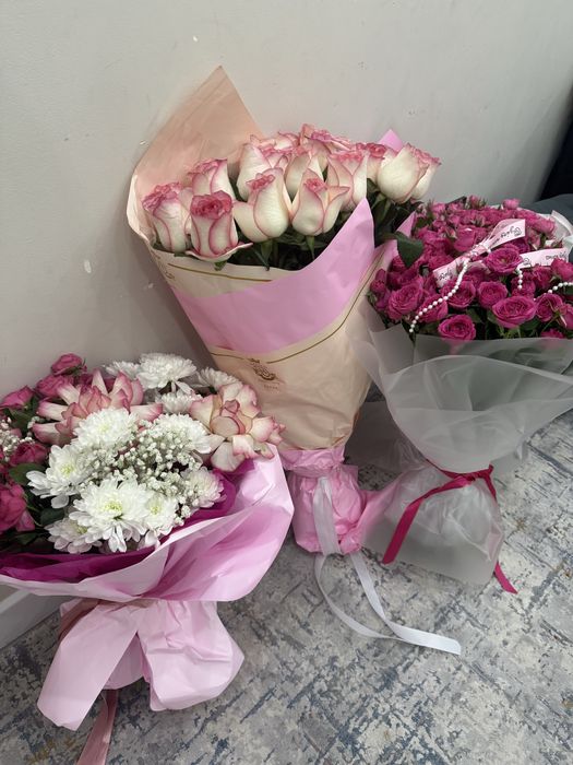 Цветы красивые продам срочно