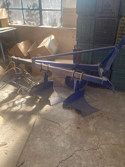 Плуг неизползван 3х20