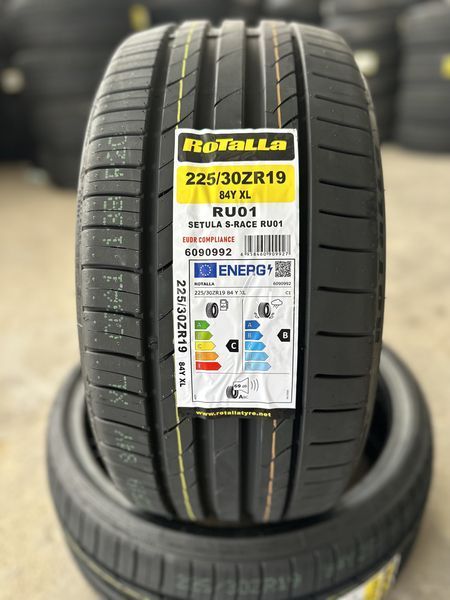 Нови летни гуми ROTALLA SETULA S-RACE RU01 225/30R19 84Y XL НОВ DOT