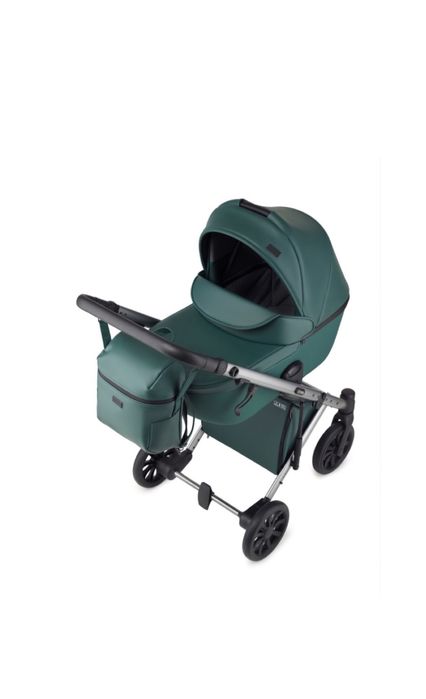Vand carucior + scoica auto + baza Isofix