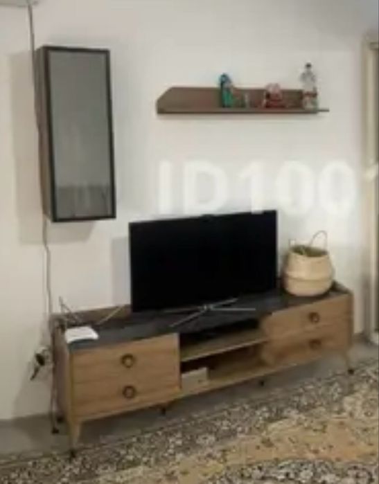 Тумба с полкой и шкафчиком