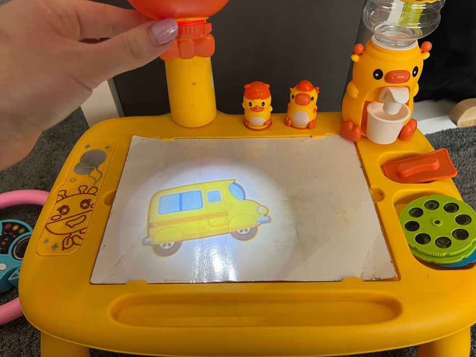 Детска маса за рисуване с проектор - жираф