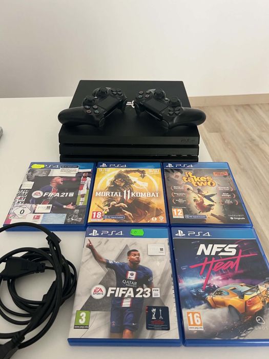 Vâbnd PLAY STATION 4 pro