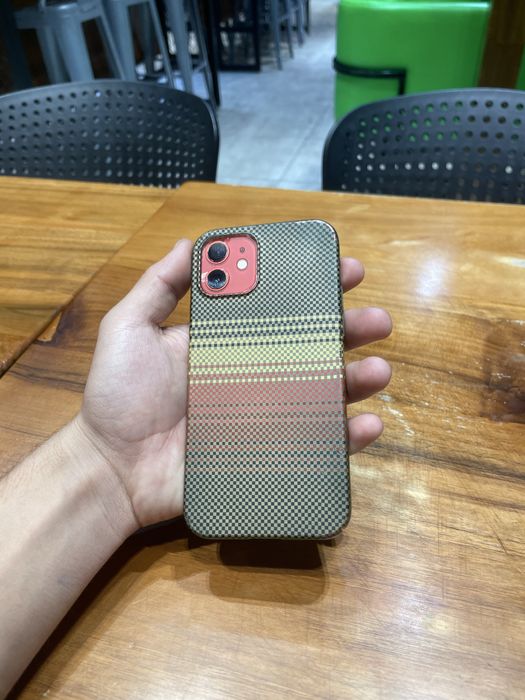 Iphone 12 …64 tali