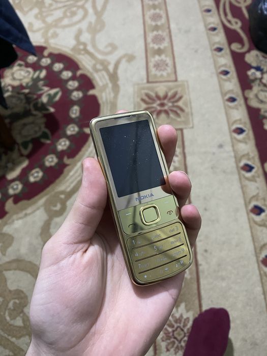 Nokia 6700 gold ideal