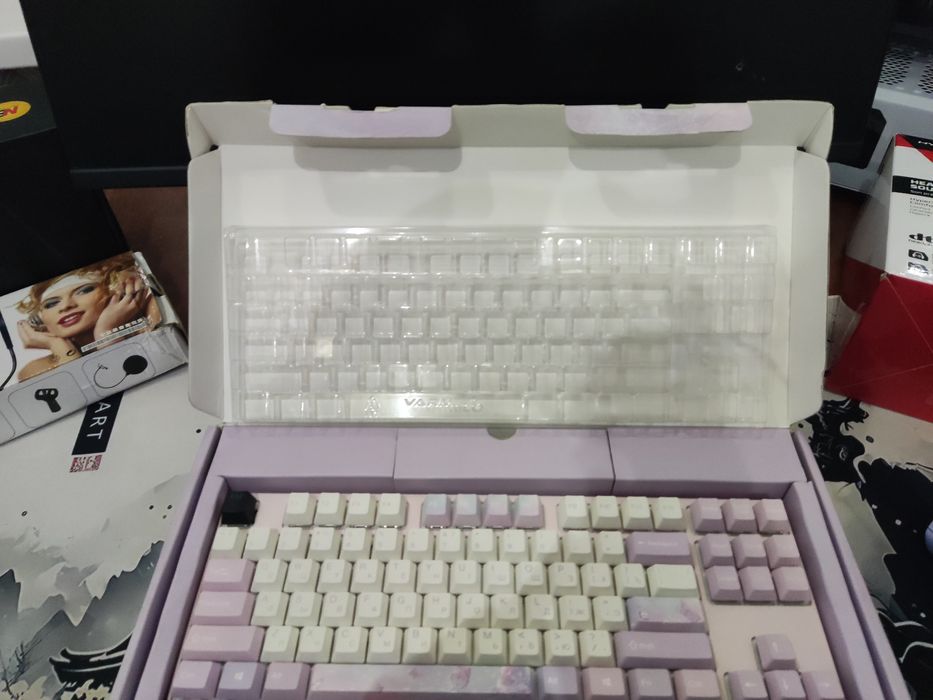 Продам клавиатуру Varmilo Dreams on Board