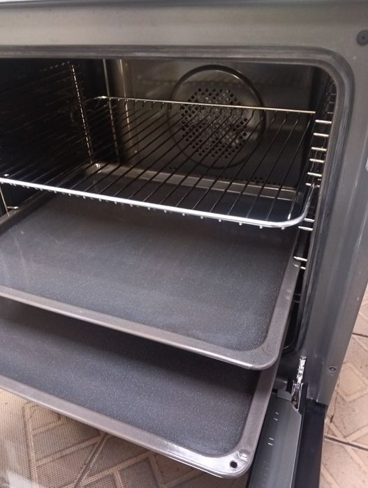 Иноксова свободно стояща печка с керамичен Gram с 2 години Гаранция!