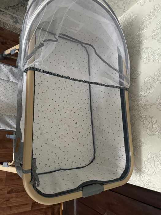 Продам манеж кровать детское