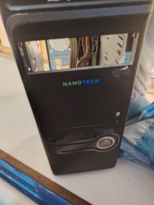 Кейс сотилади запчастга материнка ва тош ишлиди