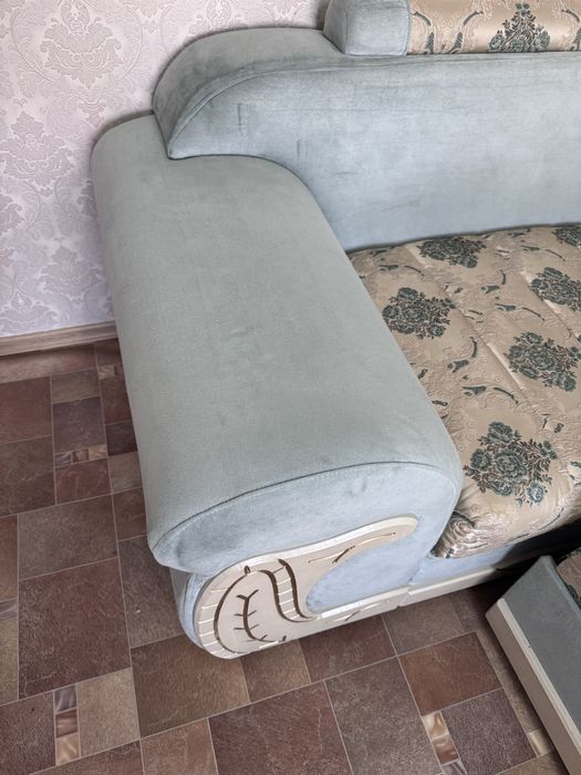 Продам мягкий уголок