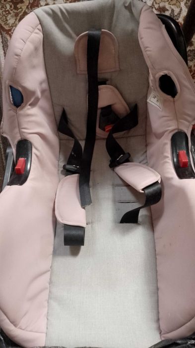 Кош за бебе за кола