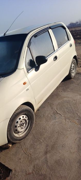 Matiz avtomobili sotiladi