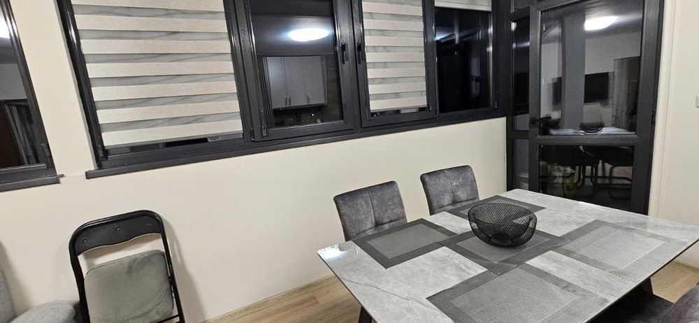 Дава се под наем Тристаен апартамент в Бургас, Център - 90 кв.м за 1100 € - Снимка #11