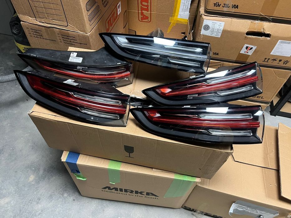 Задни стопове за Порше Кайен, Панамера,Ауди Rs e-tron GT