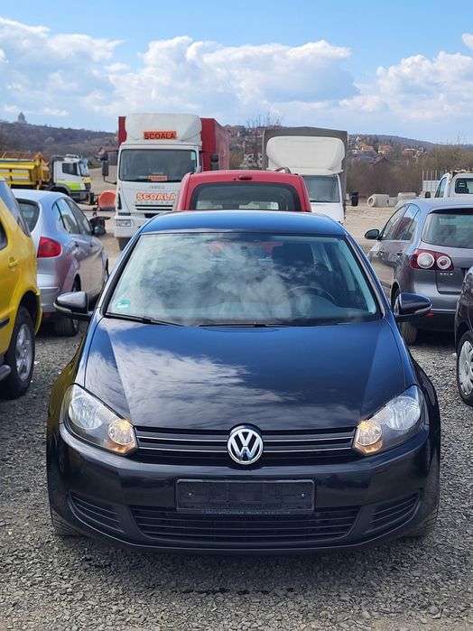 VOLKSWAGEN Golf 2010 — imagine 4