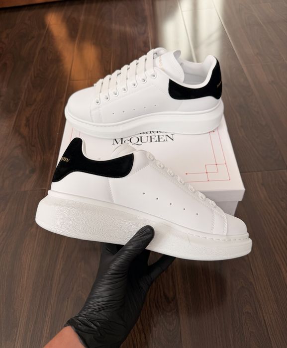 Alexander Mcqueen