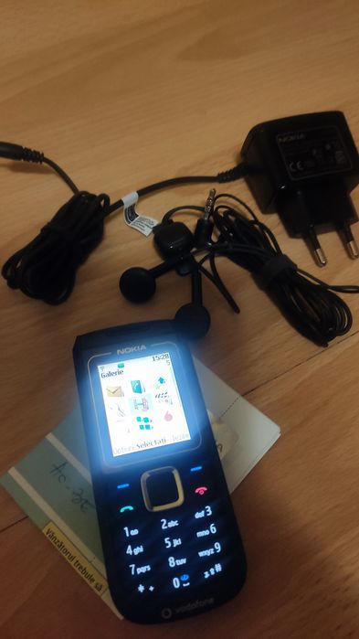Nokia 1680 telefon mobil