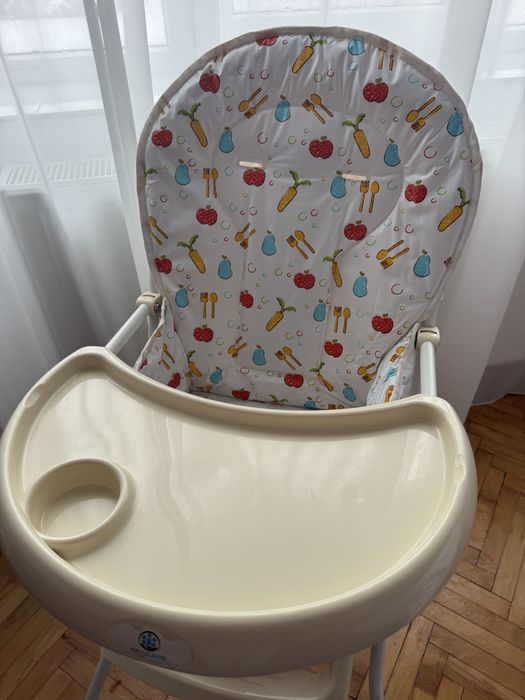 Scaun de masa bebe