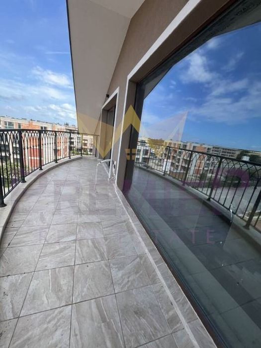 Продава се Мезонет в Бургас, Сарафово - 215 кв.м за 487 €/кв.м - Снимка #1