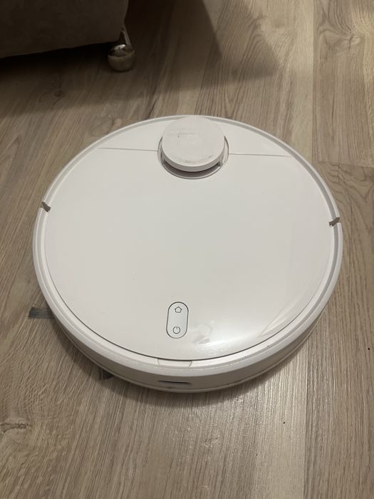 Продам робот пылесос