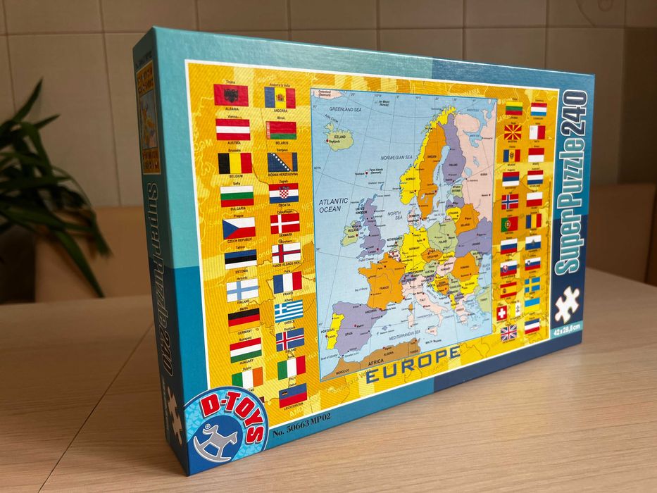 Puzzle harta Europa 240 piese, sigilat, NOU