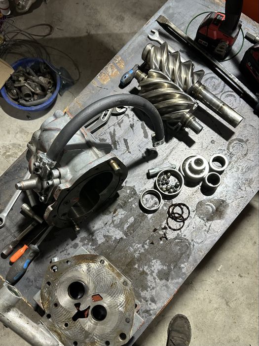 Reparatii motocompresoare, pompe șape, pompe beton